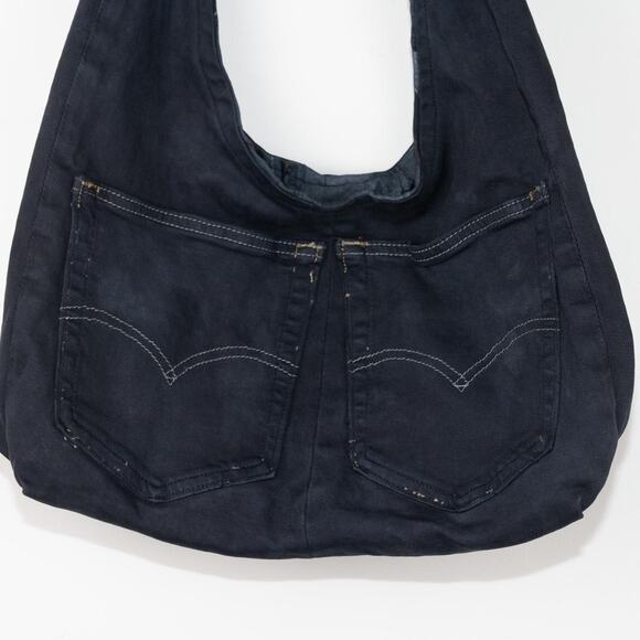 Upcycled reworked levis hobo bag - Picture 4 of 5